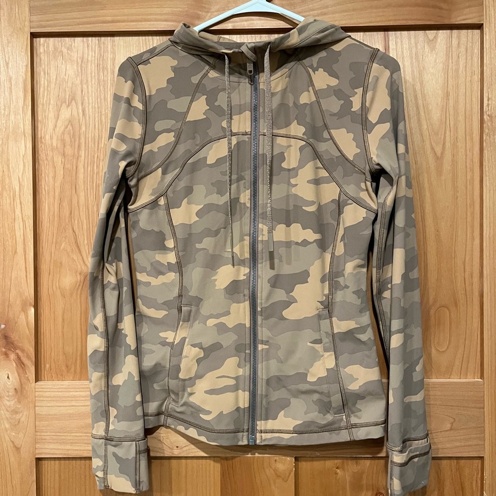 Lululemon define jacket with hood tan camouflage size 8